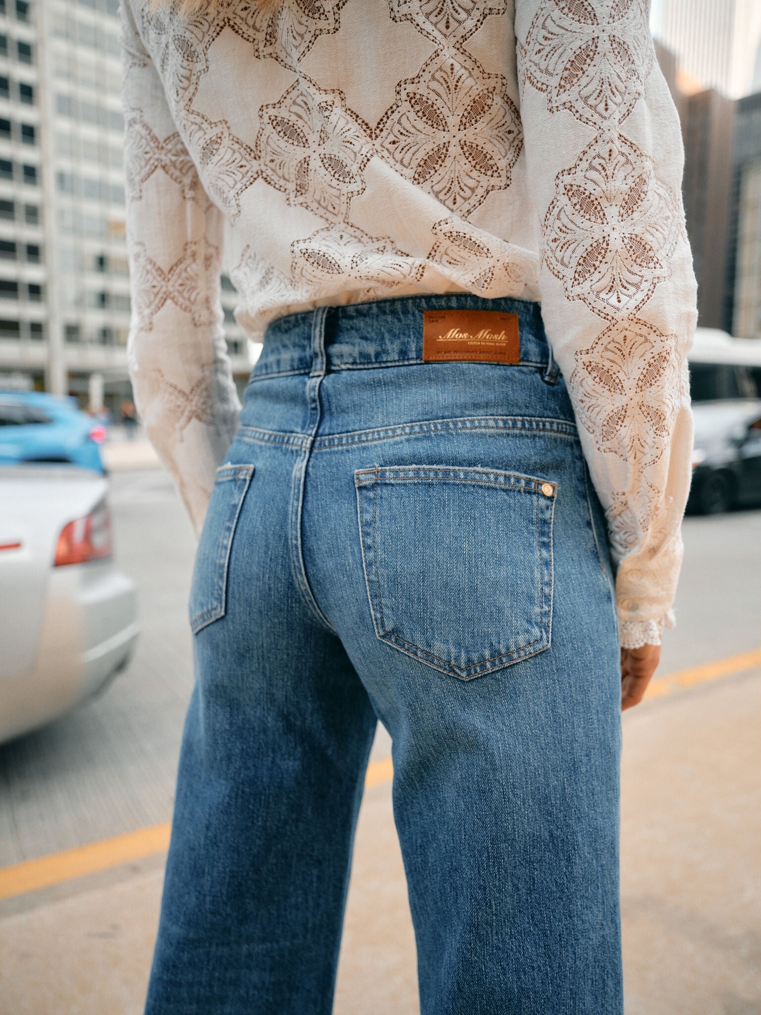 Modelshot / Blue / Detail